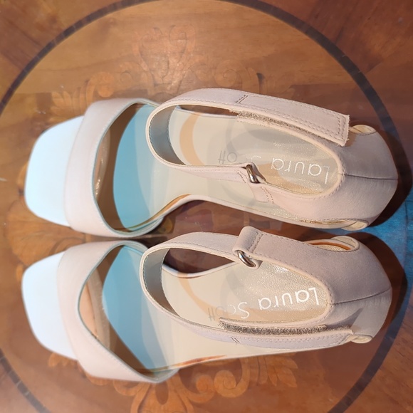 Laura Scott by Marshall's Dress Sandals pair sized 8M Brand New - Picture 5 of 9